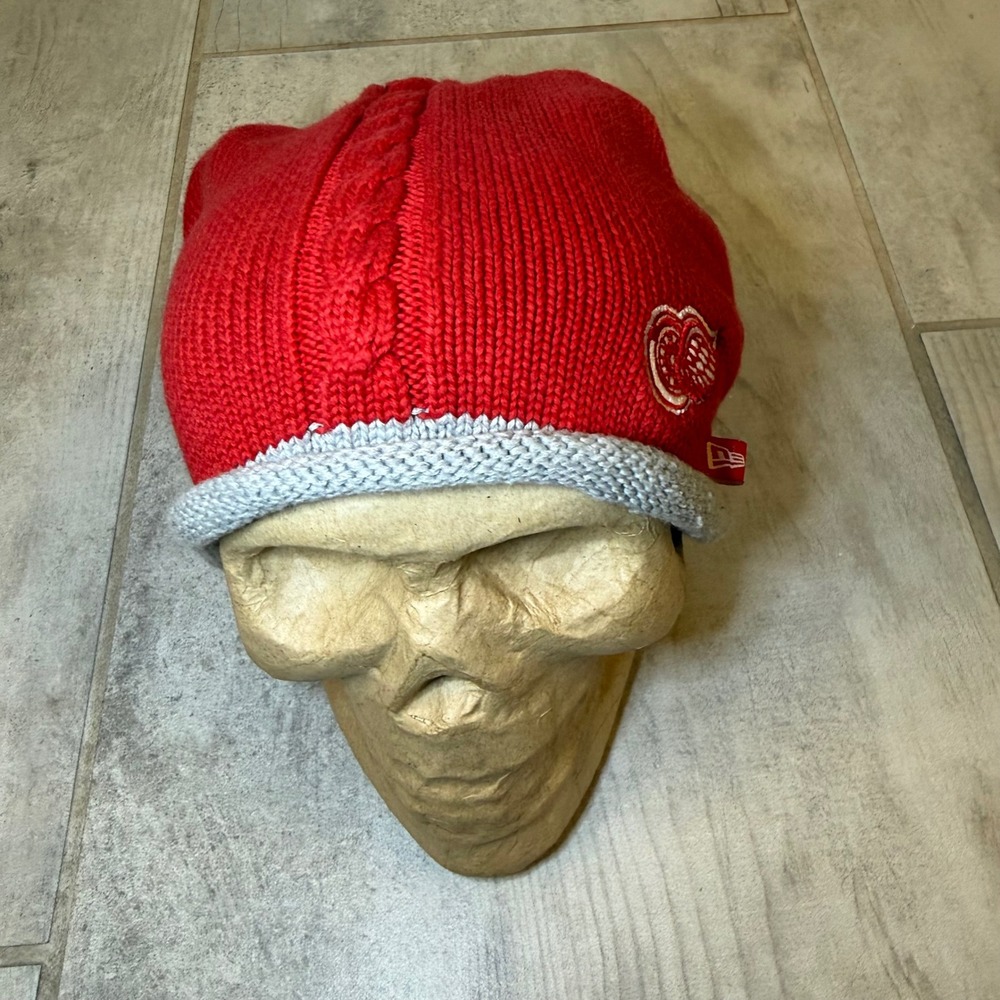 Detroit Red Wings NHL Women's Knit Beanie Hat Red Gray Officially Licensed